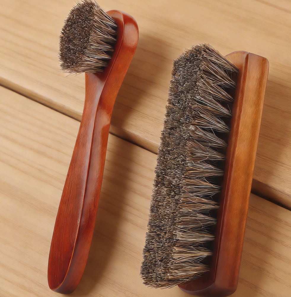 2-Piece Horsehair Shoe and Boot Cleaning Brush with Dauber